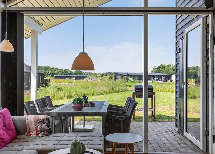 Дом отдыха 3 Bedroom In *